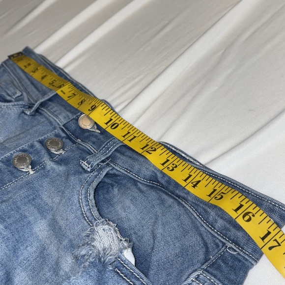 Judy Blue Light Blue Boyfriend Jeans - Picture 4 of 11